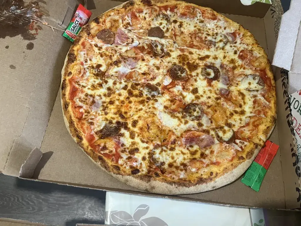 Frenchy Pizza Guiscard _Guiscard_slider_image_3