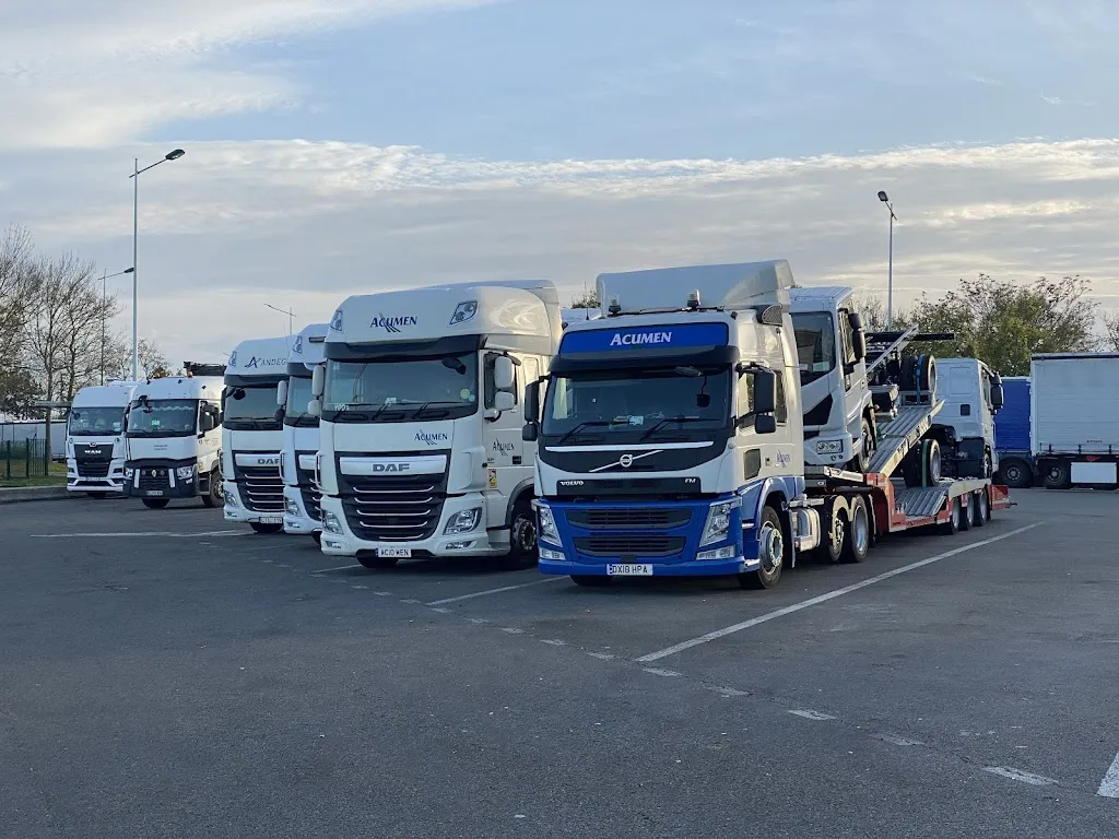 Philip Cooper_Aire de Champ Roland_Villeneuve-sur-Aisne_reseña