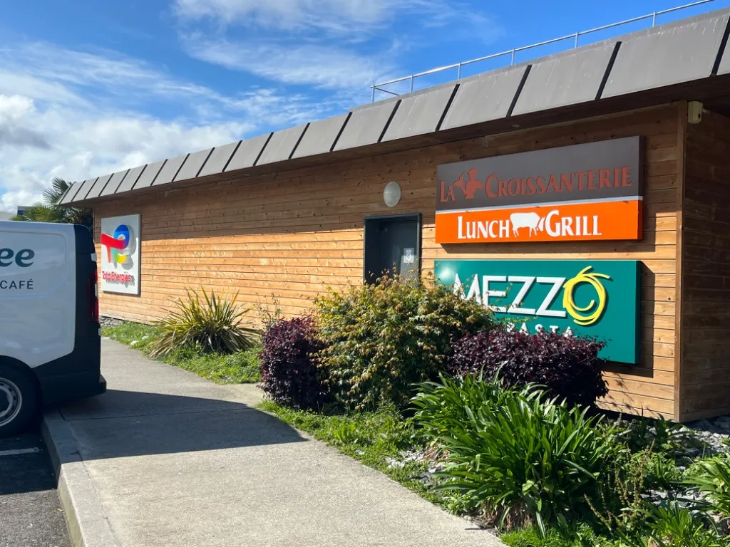 LUNCH GRILL_Guignicourt_slider_image_3