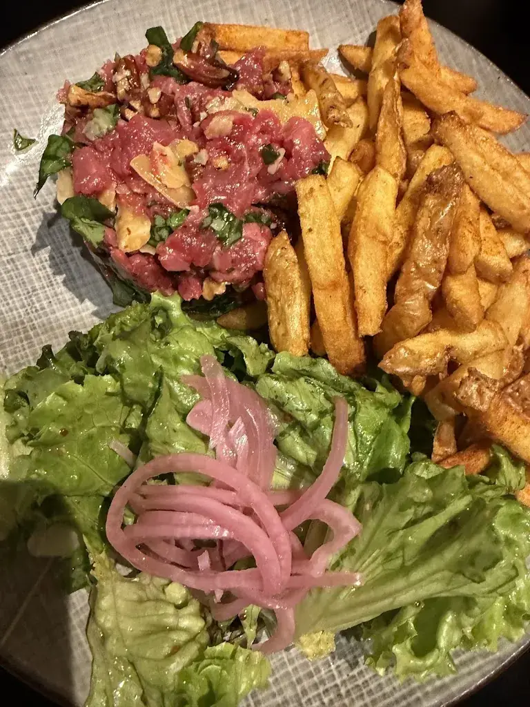 Delrue Laurine_La Ribote_Englos_review