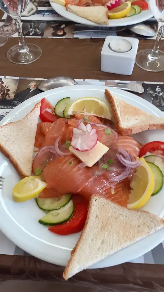 Menu_Restaurant la Toque Blanche Harnes Pas deCalais_Harnes_image_1