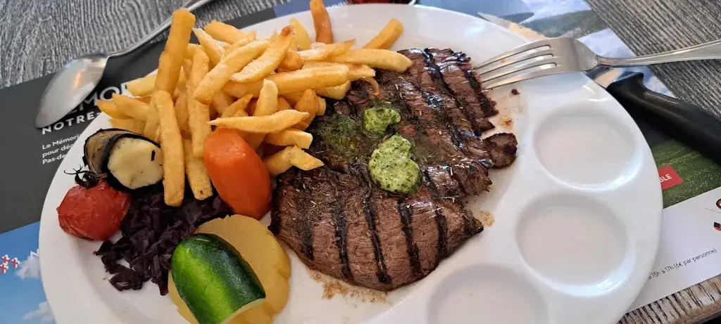 Menu_Restaurant la Toque Blanche Harnes Pas deCalais_Harnes_image_7