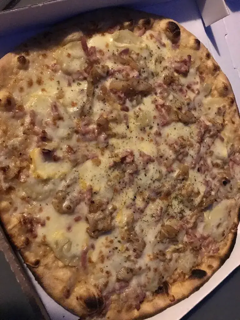 Alexia Donadio_Pizza Formano_Harnes_review