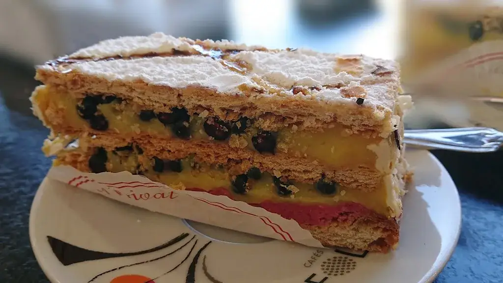 sarl privat et fils boulangerie_Courpière_slider_image_3