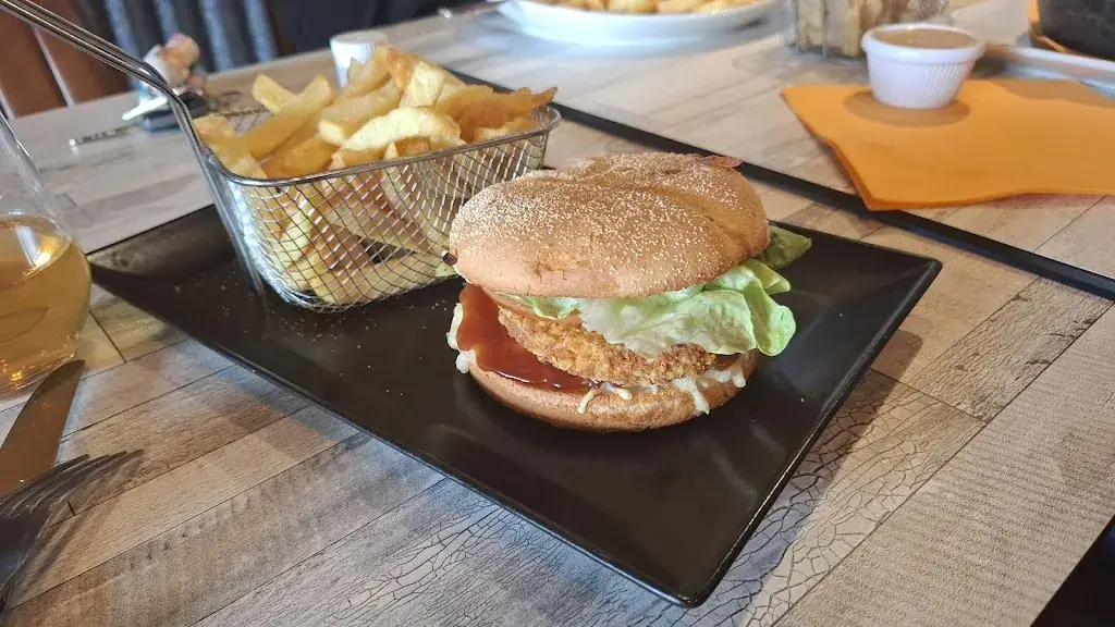 Kevin Scaringella_Les terres noires_Hénin-Beaumont_review