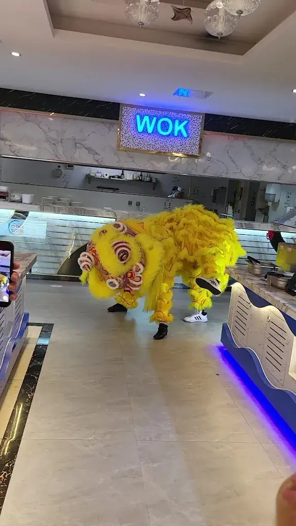 King Buffet_Louvroil_slider_image_2