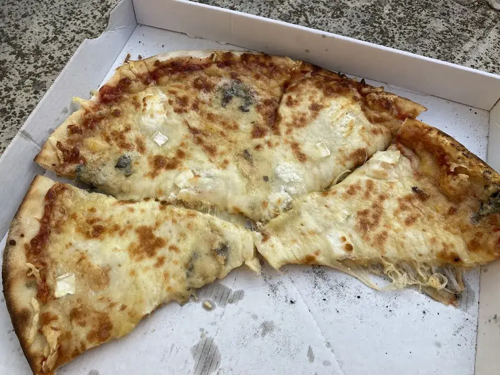 Dirk Bugner_Le Pizz_Cruas_recensione