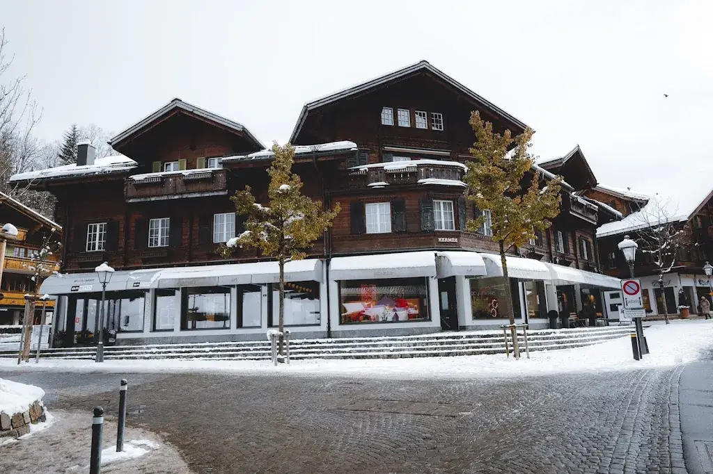 Hermes_Gstaad_slider_image_3