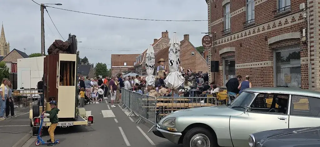 Sjon Baum_Le Café Des Orgues_Herzeele_review