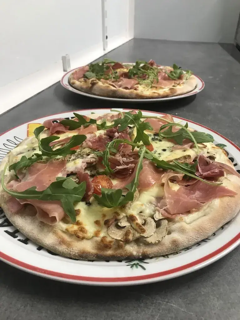 Bellavita Pizzeria Friterie Homblieres_Homblières_slider_image_2