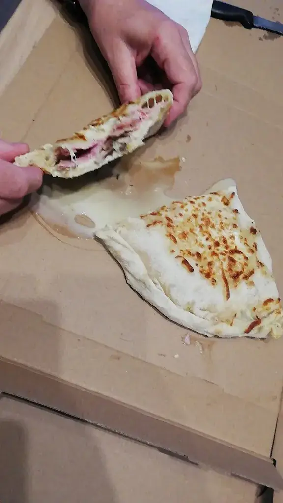 Menu_Houplines Pizza_Houplines_image_5