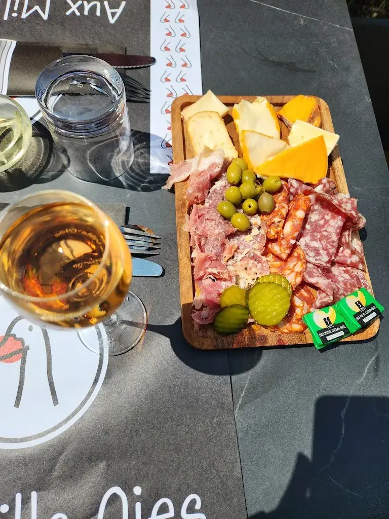 DESQUIENS EMILIE_Aux mille oies Bergues_Hoymille_review