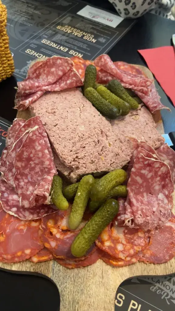 Sebiani Fanny_Au Canon d'Or_Hazebrouck_review