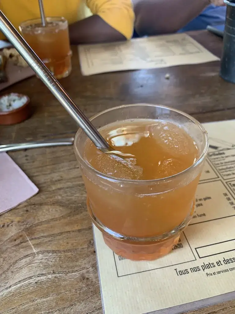 reine-aurore peyandane_Estaminet de la Maison Commune 't Oude Wethuys_Hondeghem_review