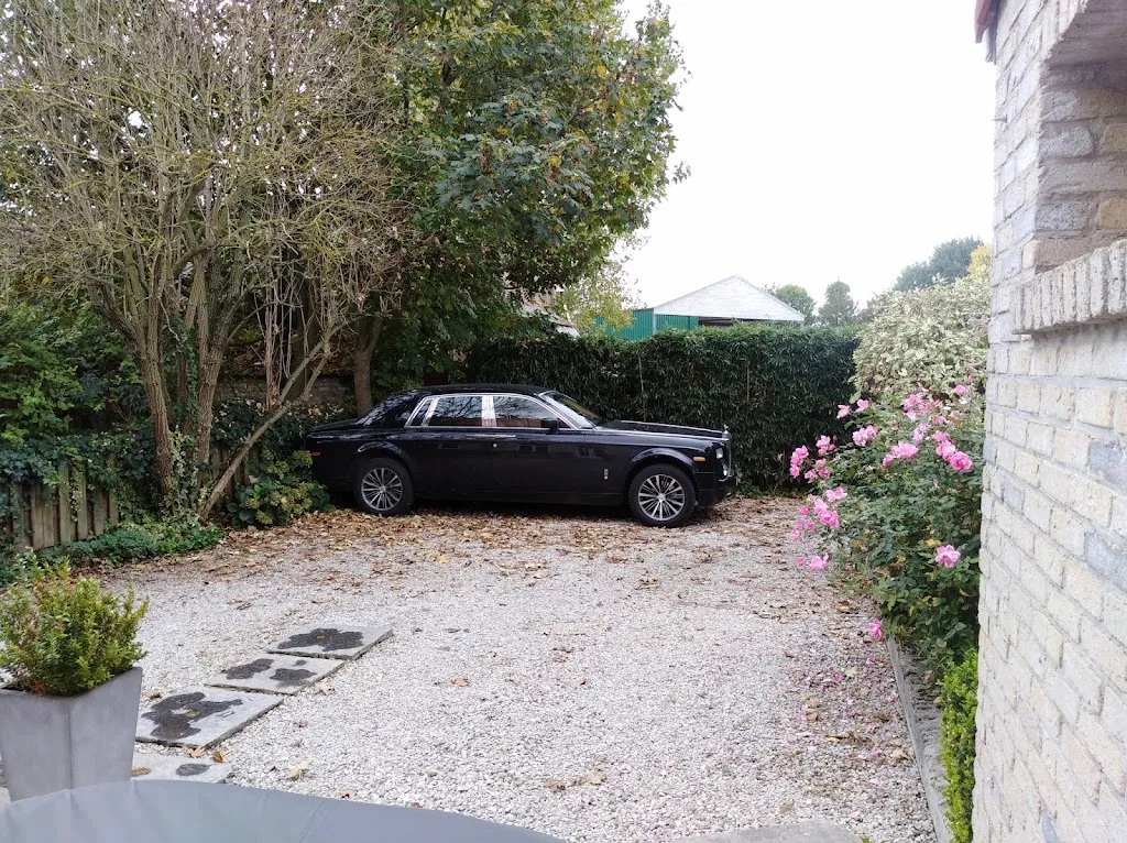 Игорь Игоревич Хохлов_La Friterie Du Parc_Hondschoote_review