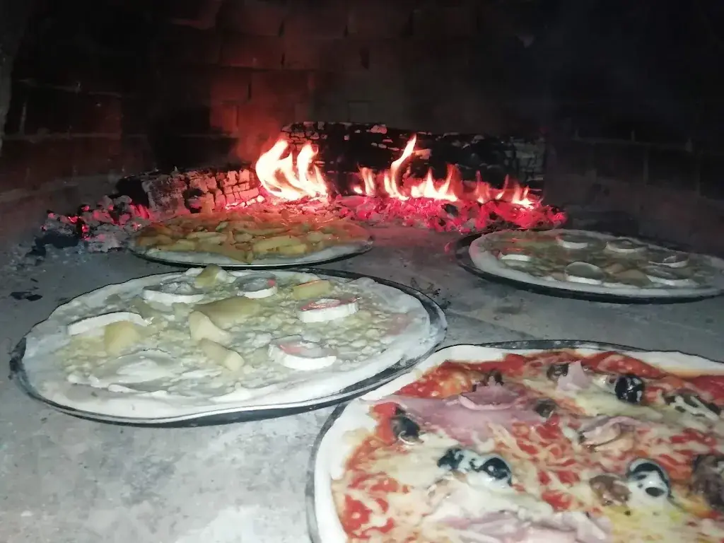 Friterie Chez Caro HULLUCH_Hulluch_slider_image_3