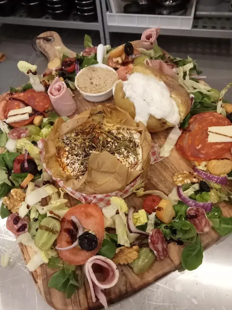 Café De Paris Restaurant_Jeumont_slider_image_2