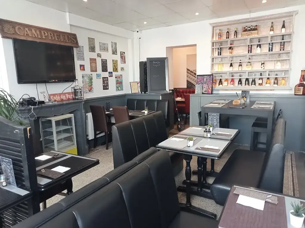 Café De Paris Restaurant_Jeumont_slider_image_3