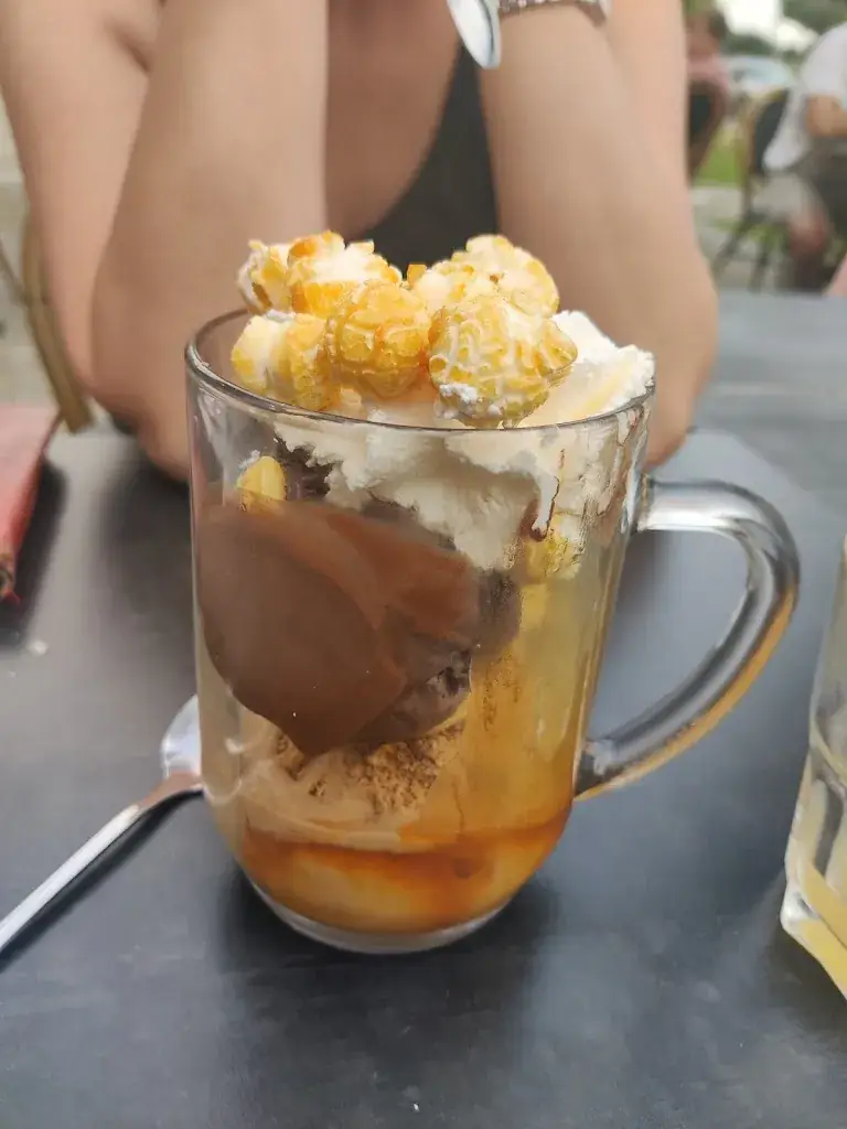 Nils Scherbeyn_Au Bureau - Pub et Brasserie_Jaux_review