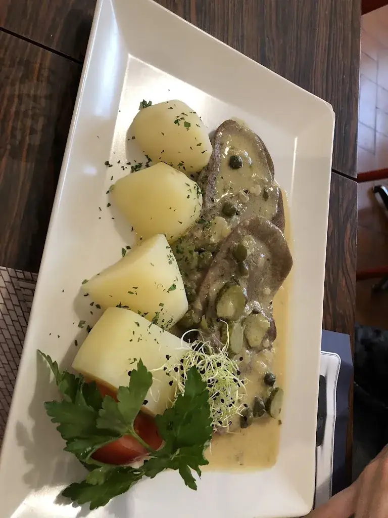 Peter Tong_Taverne de la Madeleine_Genève_review