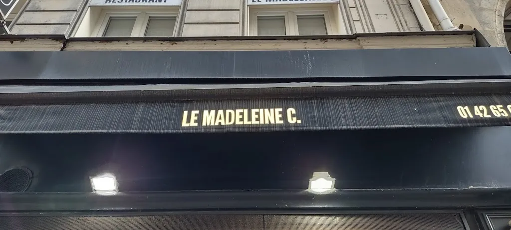 Dalvin Tucker_Restaurant Le Madeleine C._Paris_review