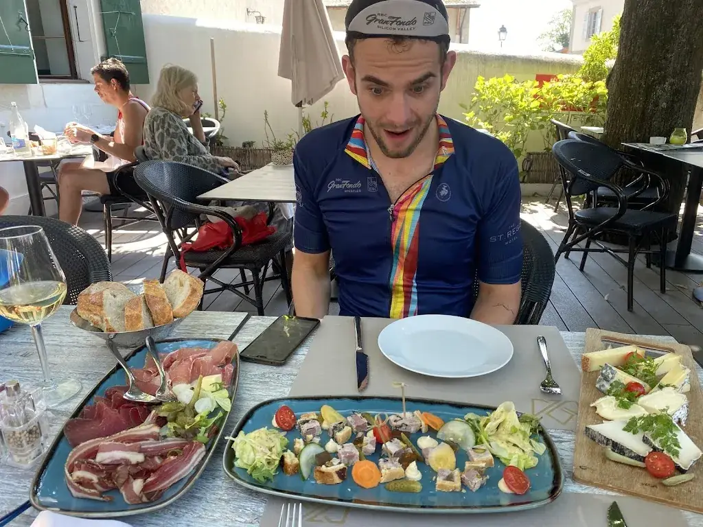 Timothy Tyndale Brockbank_Auberge de la Couronne_Jussy_review