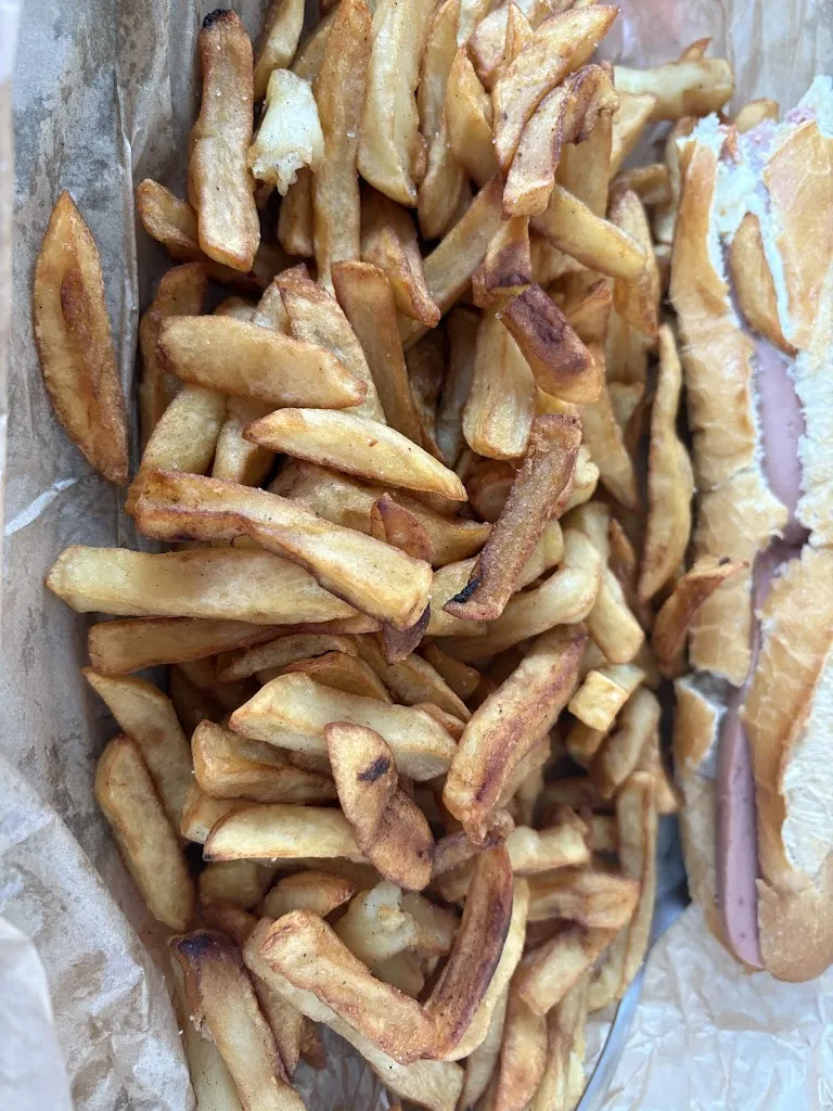 Laëtitia Delahaye_Chez Ginette et Maurice_Longueville_review