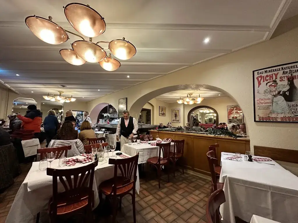 Jonathan Frontado_Brasserie La Bourse_Carouge_review