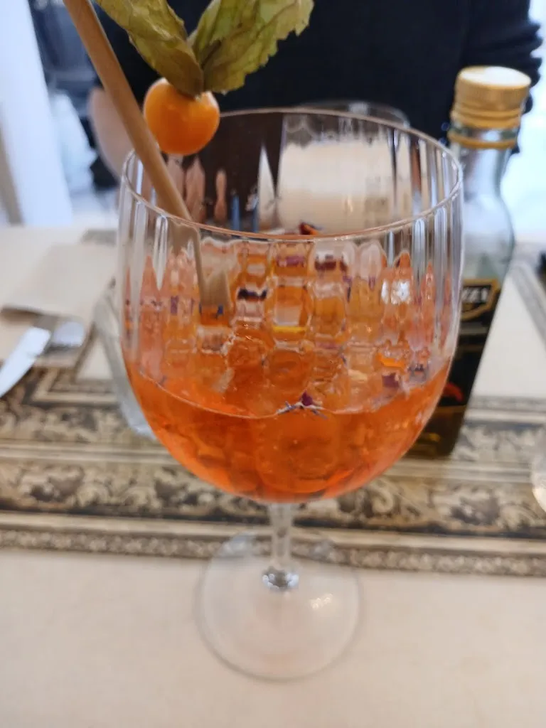 Annick_Pizzeria Kangoo’s_Hirson_review