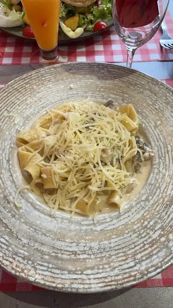 Justine_Pizzeria Le Patio_Hirson_review