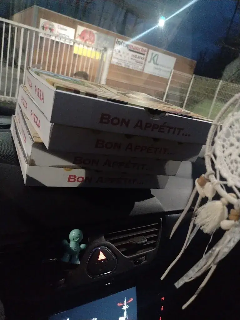 Carole Zielinski_Pizza Sylvain_Hirson_review