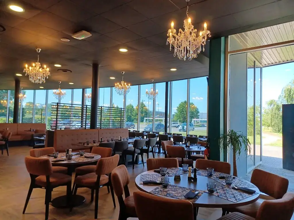 Le Bouchon d'Adèle restaurant in Sentinelle