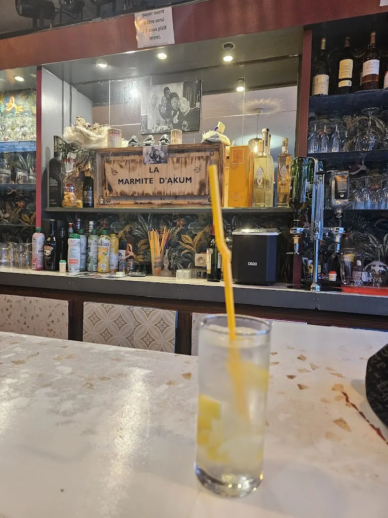 Maeva B_La marmite d'Akum_Halluin_review