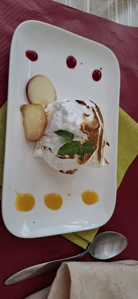 ALEXANDRE PELLETEY_AUX BONS AMIS café restaurant_Culhat_review