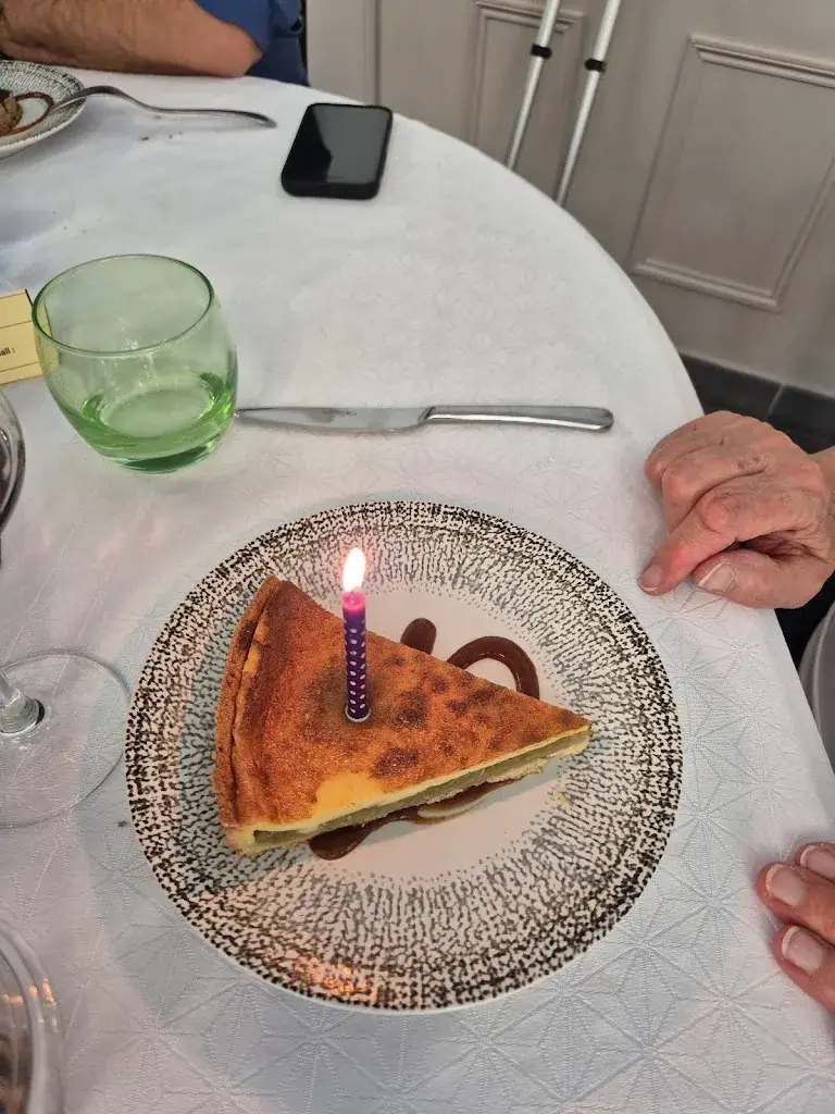 Véronique GDZ_Le Cottage_Lambres-lez-Douai_review