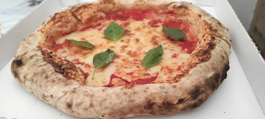 DOLAN MAHMUD_Lokaz by Jetlagfood_Chapelle-en-Serval_review