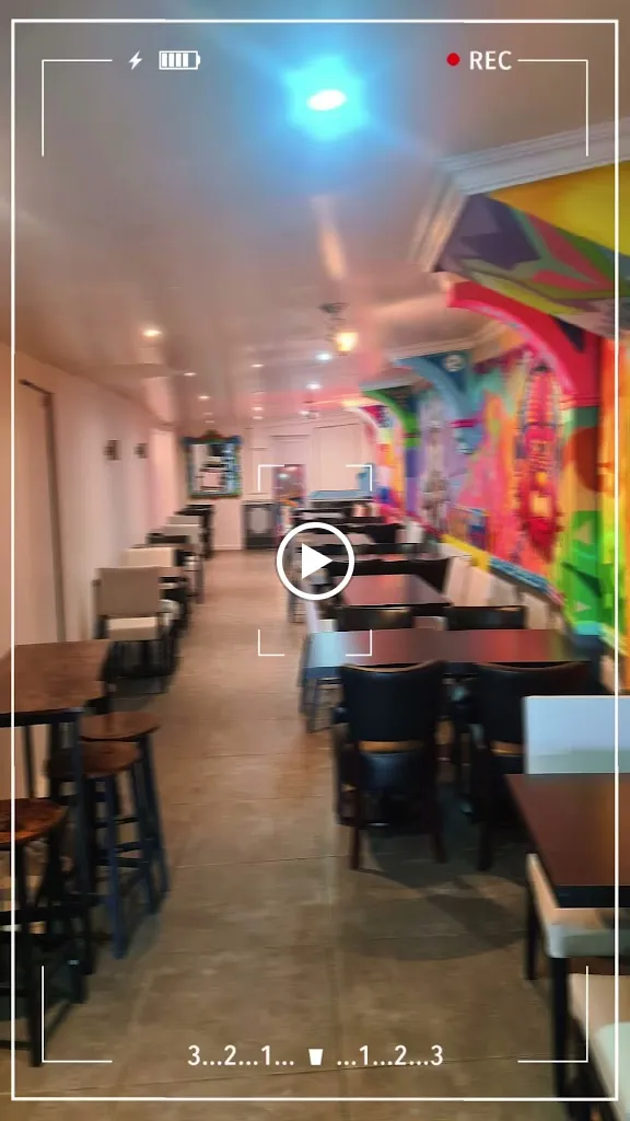 Lokaz by Jetlagfood_Chapelle-en-Serval_slider_image_2