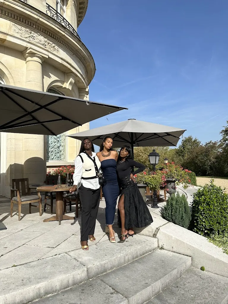 Sterela Comédienne_L'Opéra, Château Hôtel Mont Royal_Chapelle-en-Serval_review