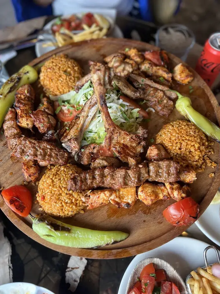 Katie Kansas_KEYF-ET GRILL HOUSENOGENT_Nogent-sur-Oise_review