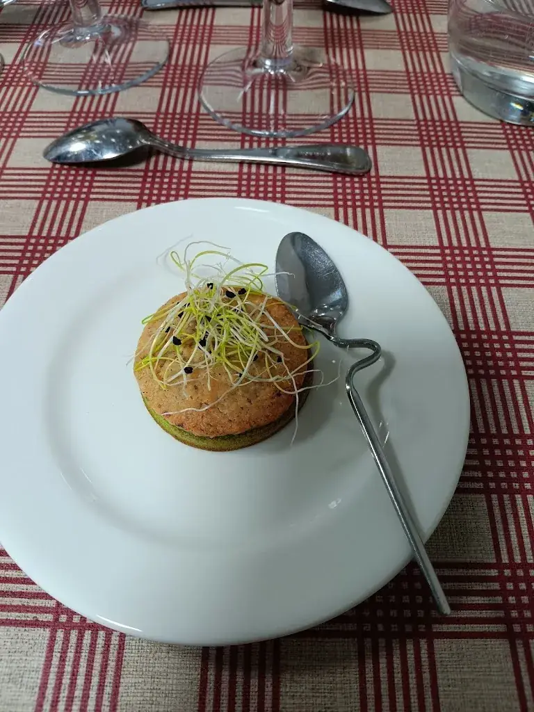 stéphany bourges_Le Tour de Cou_Lezoux_review