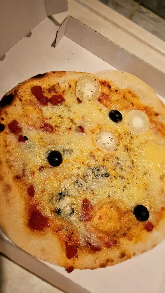 Fabienne Delerue_Pizzeria La Tarentelle. Service Sur Place , Service Emporté ,service Livraison**_Lacroix-Saint-Ouen_review