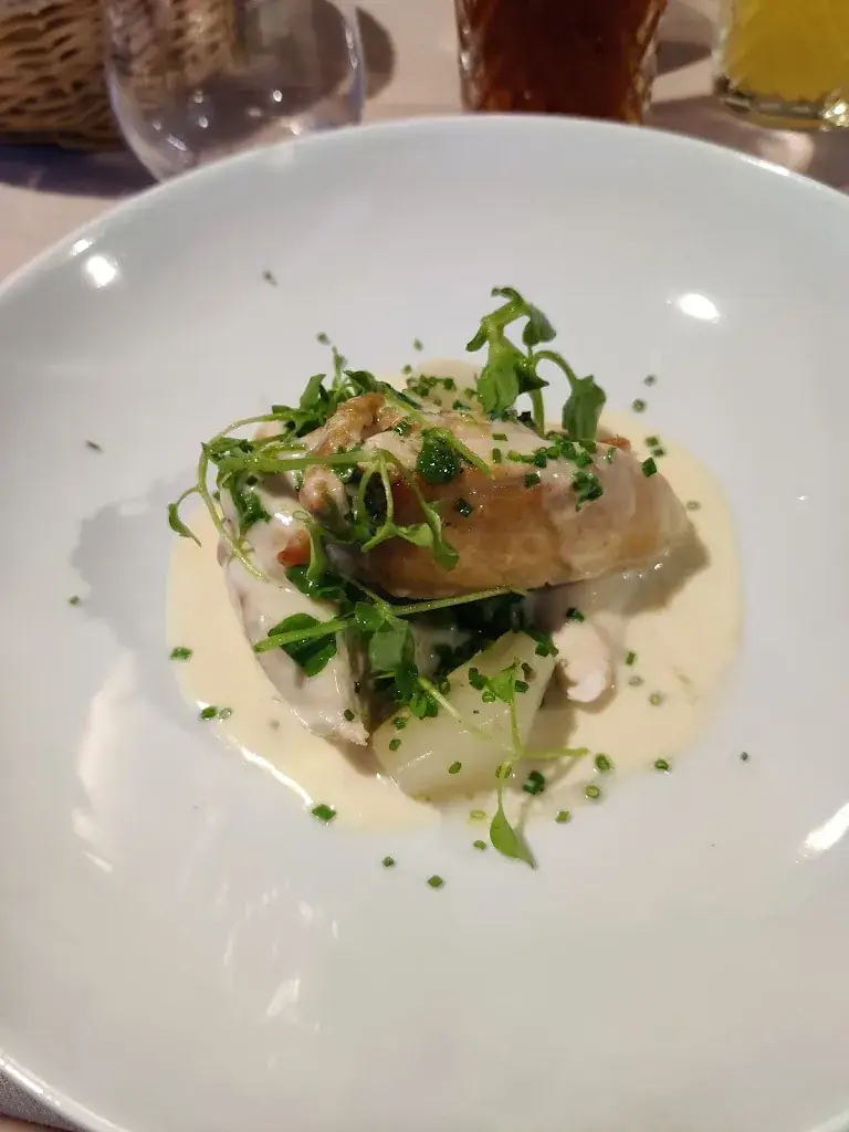 Hanspeter Tang_Le Quai - Christophe Scherpereel_Lambersart_review