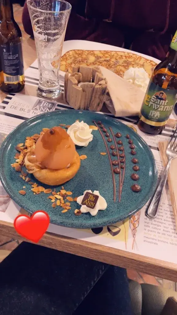 Claire Sonar_Tri-Ann 2_Lagny-le-Sec_review