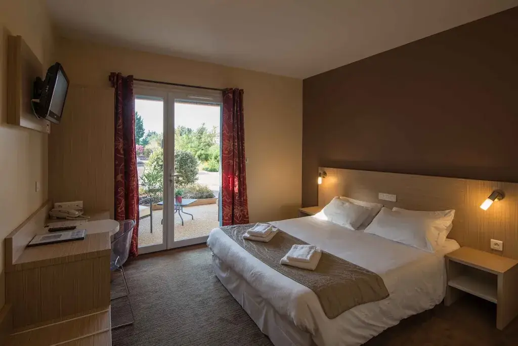 La _ Saleine_Crest_slider_image_2