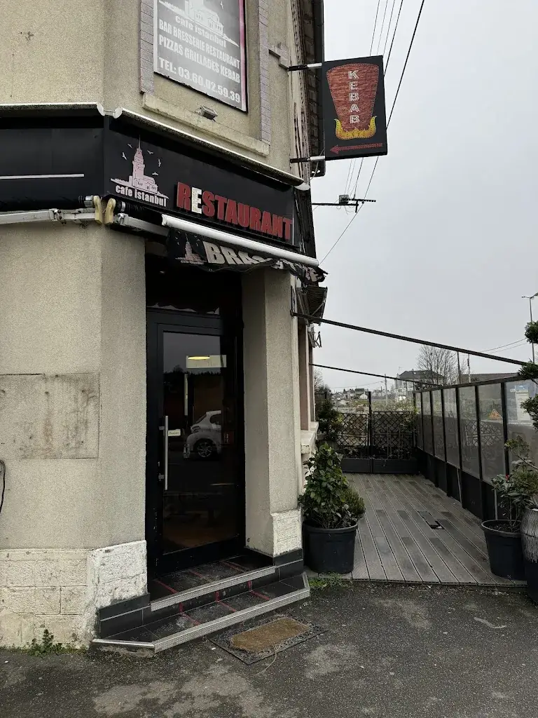 café istanbul restaurant in Plessis-Belleville