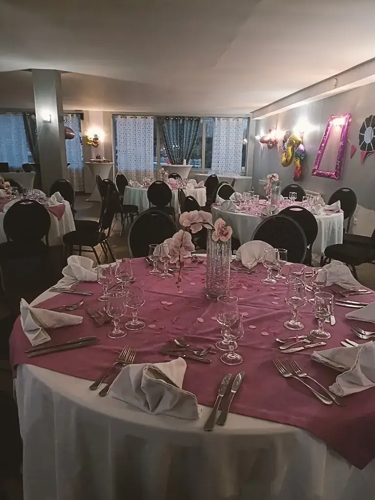 Le Beau Rivage_Longueil-Annel_slider_image_1