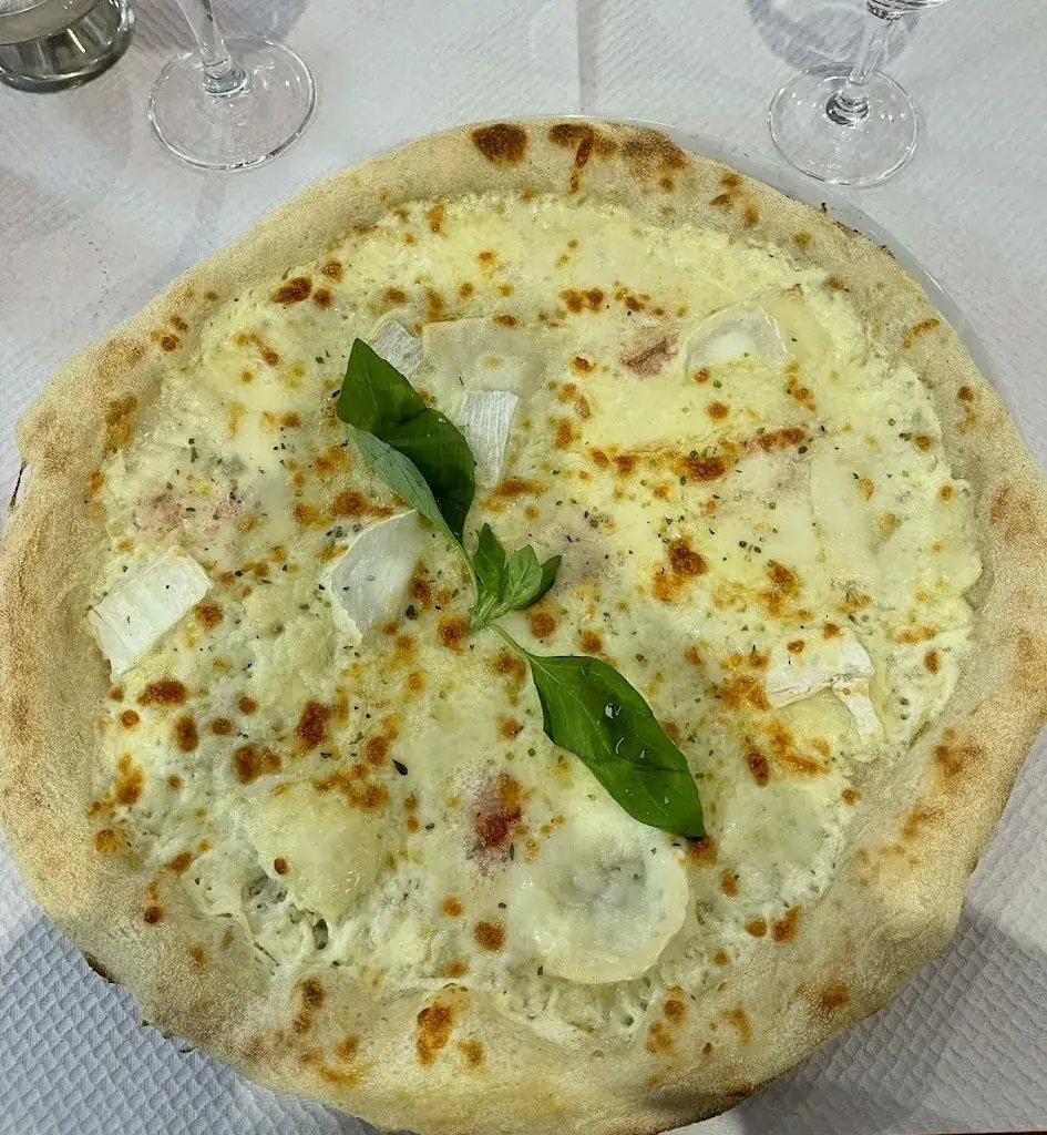 ania berton_PIZZA ROMA_Mesnil-en-Thelle_review