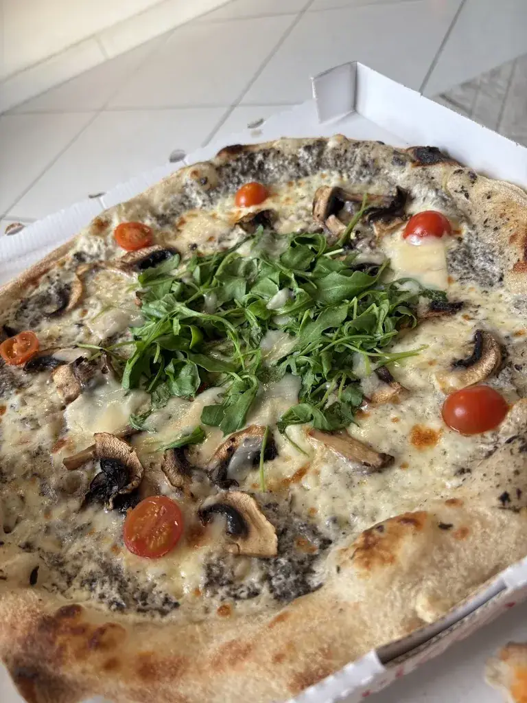 Travel_ms_PIZZA ROMA_Mesnil-en-Thelle_review