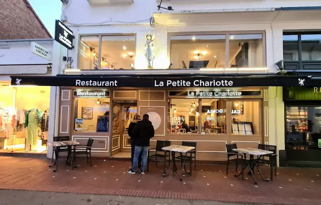 Restaurant La Petite Charlotte_Touquet-Paris-Plage_slider_image_1