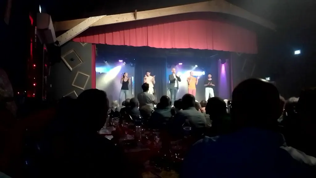 Ghislaine Valet_ESTAMINET PALACE_Attaques_review